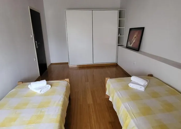 Petra Pekica Apartamento *